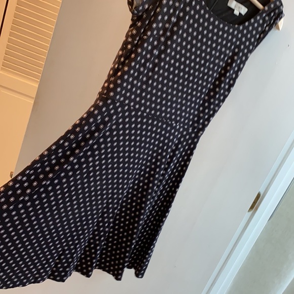 Loft black dress - Picture 2 of 6